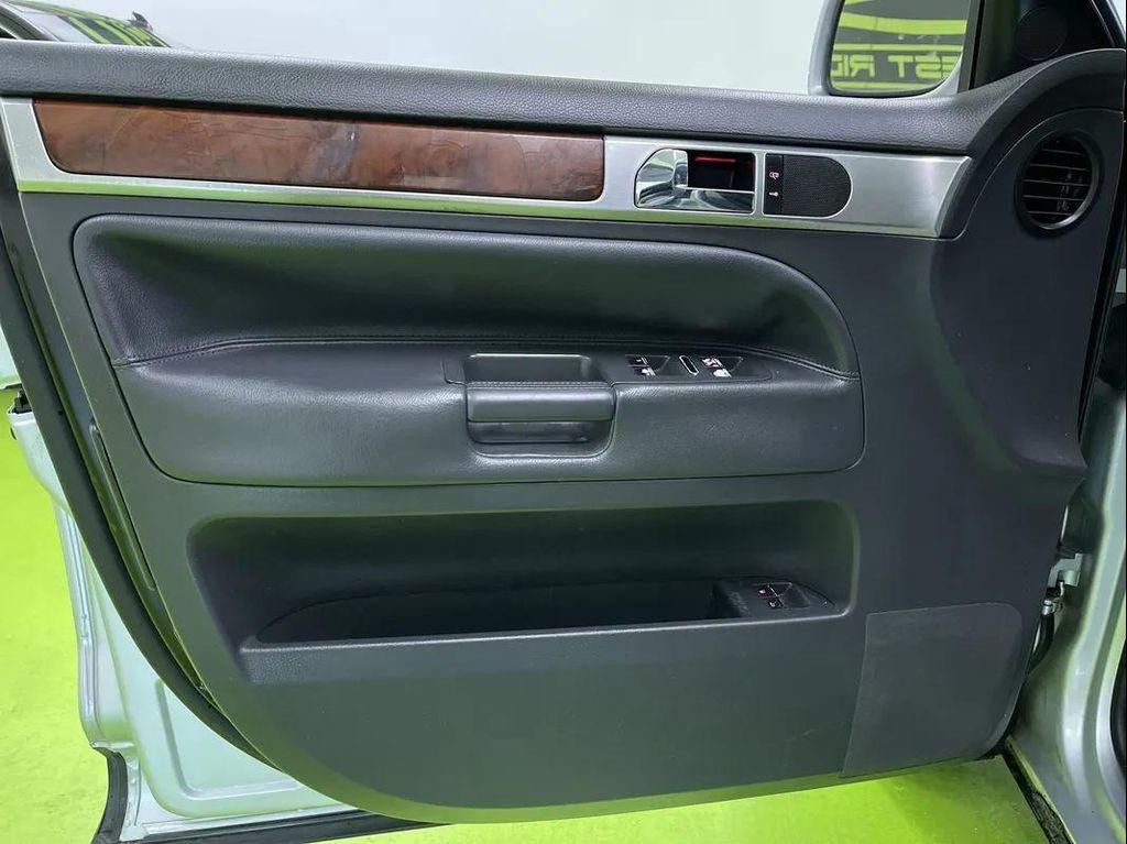 used 2005 Volkswagen Touareg car, priced at $3,988