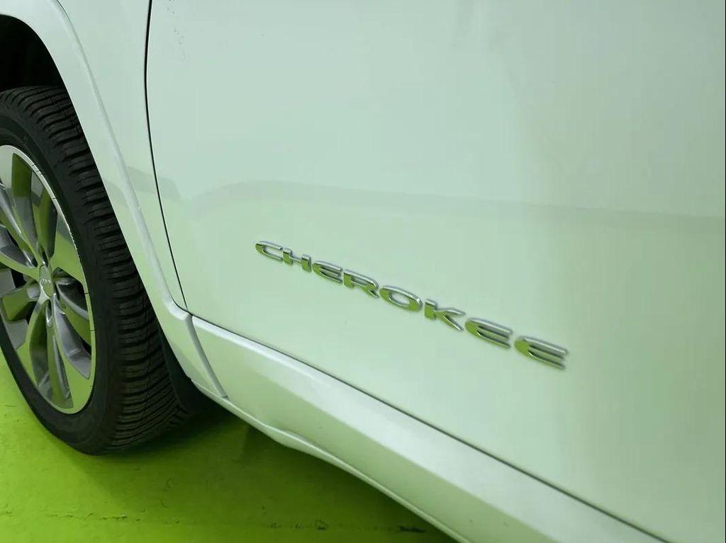 used 2019 Jeep Cherokee car, priced at $21,988