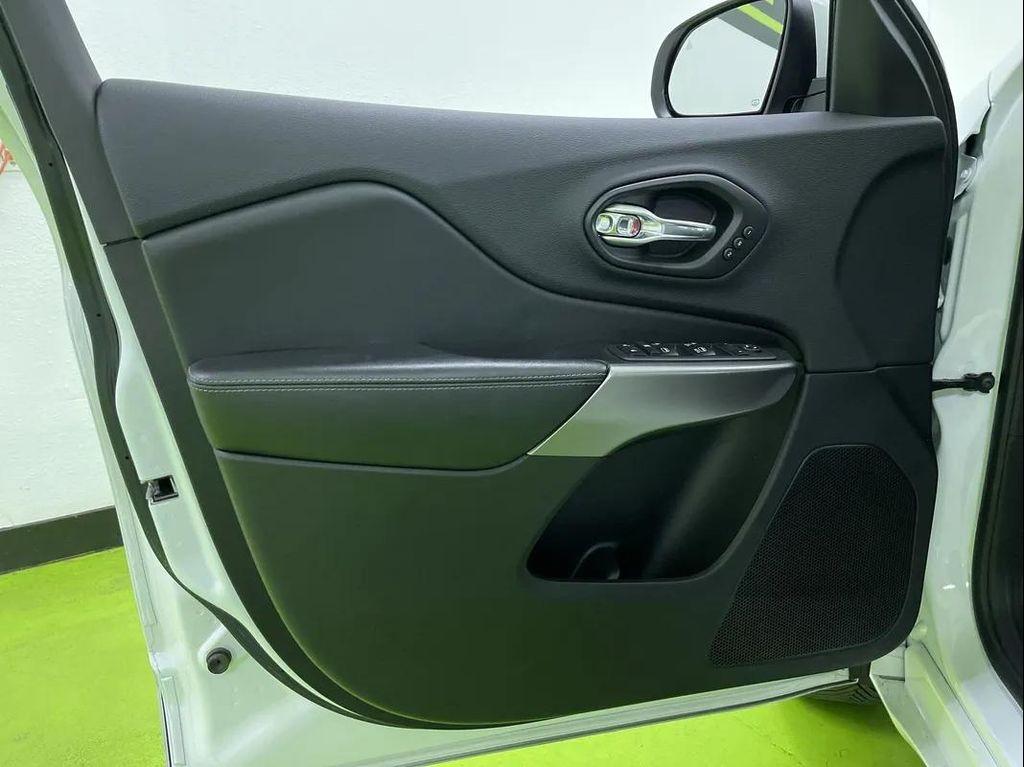 used 2019 Jeep Cherokee car, priced at $21,988