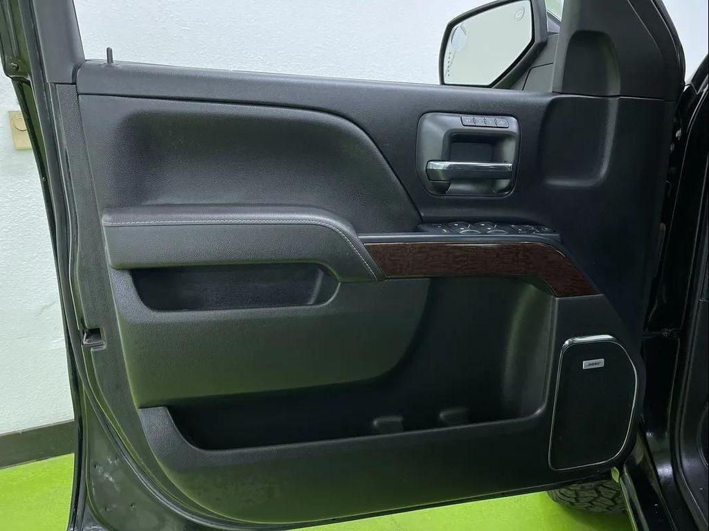 used 2017 GMC Sierra 1500 car, priced at $27,988