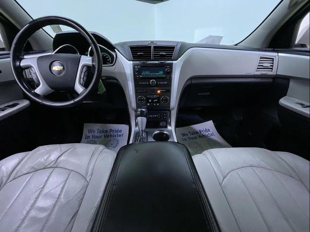 used 2011 Chevrolet Traverse car, priced at $2,988