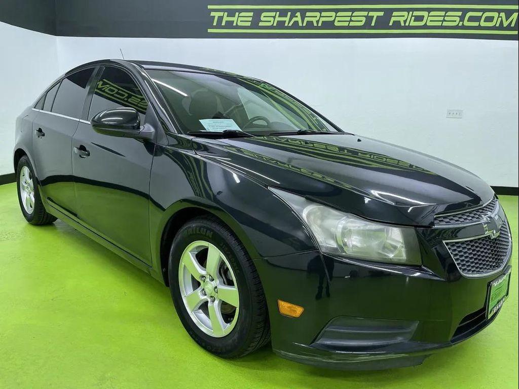 used 2014 Chevrolet Cruze car, priced at $7,988