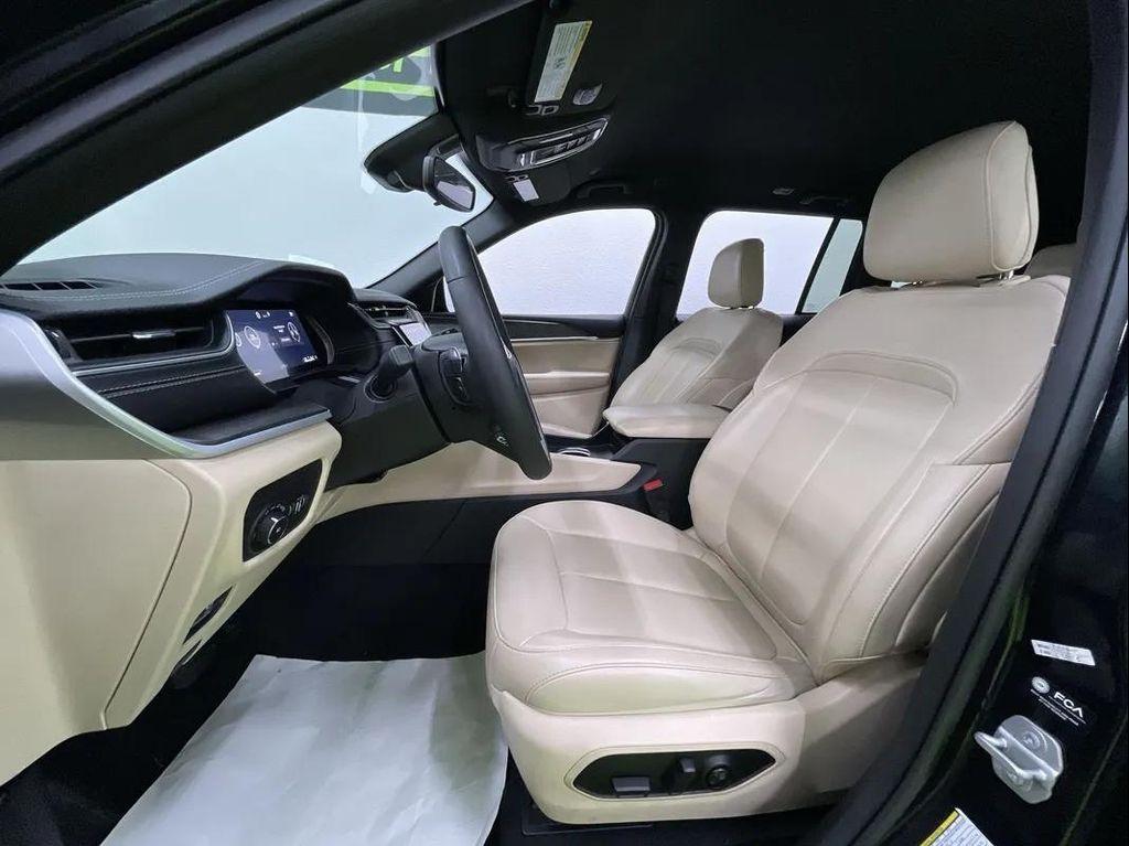 used 2024 Jeep Grand Cherokee car, priced at $33,988