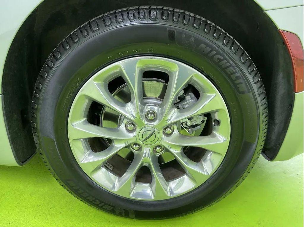 used 2021 Chrysler Pacifica car, priced at $19,488