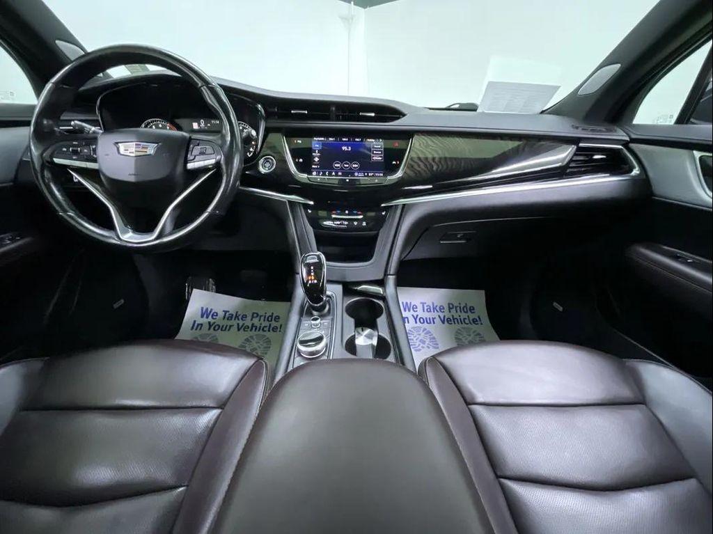 used 2021 Cadillac XT6 car, priced at $23,988