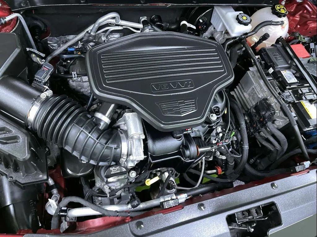 used 2024 Cadillac XT6 car, priced at $39,988