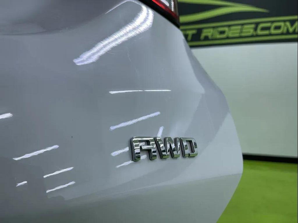 used 2024 Chevrolet Equinox car, priced at $19,988