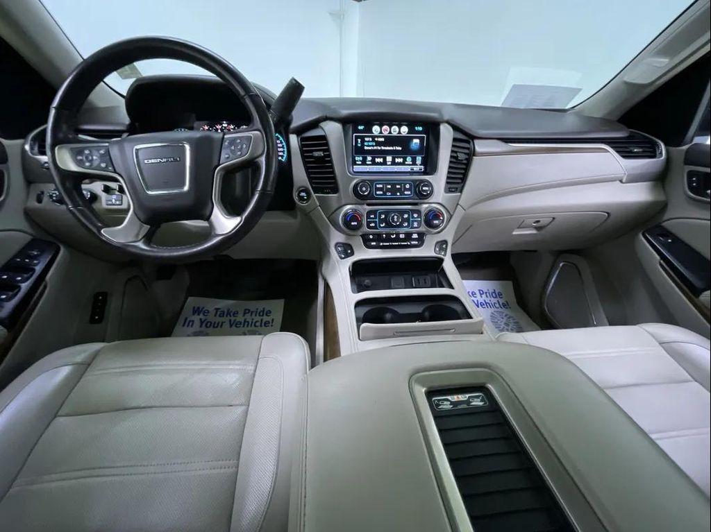 used 2020 GMC Yukon car, priced at $30,988