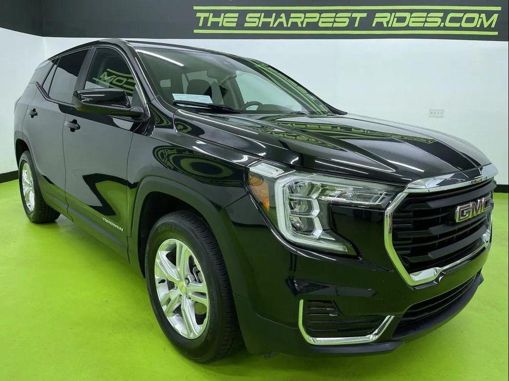 used 2024 GMC Terrain car, priced at $22,988