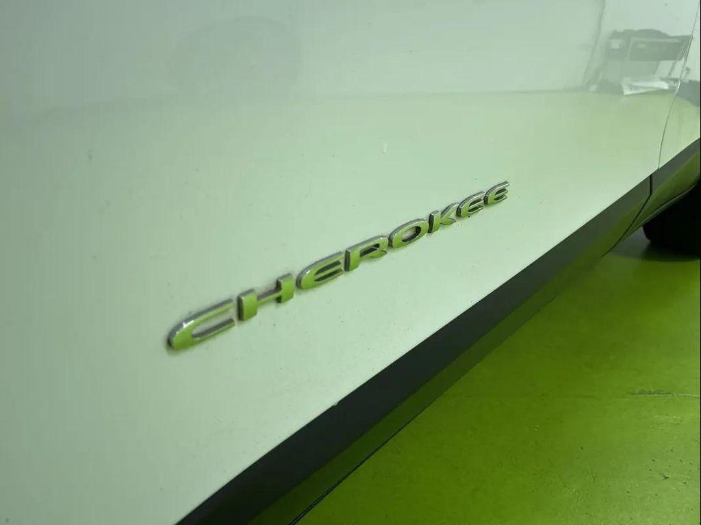 used 2014 Jeep Cherokee car, priced at $4,988