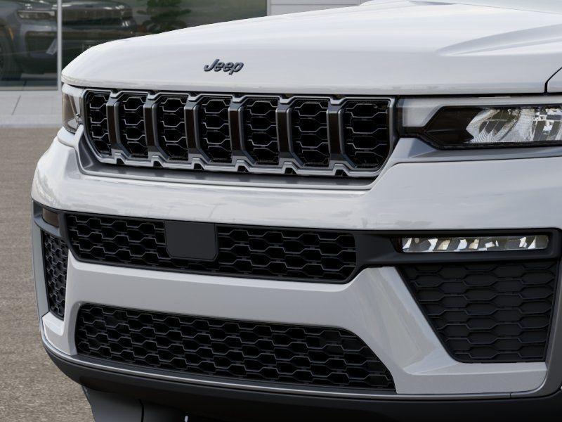 new 2026 Jeep Grand Cherokee car, priced at $48,210