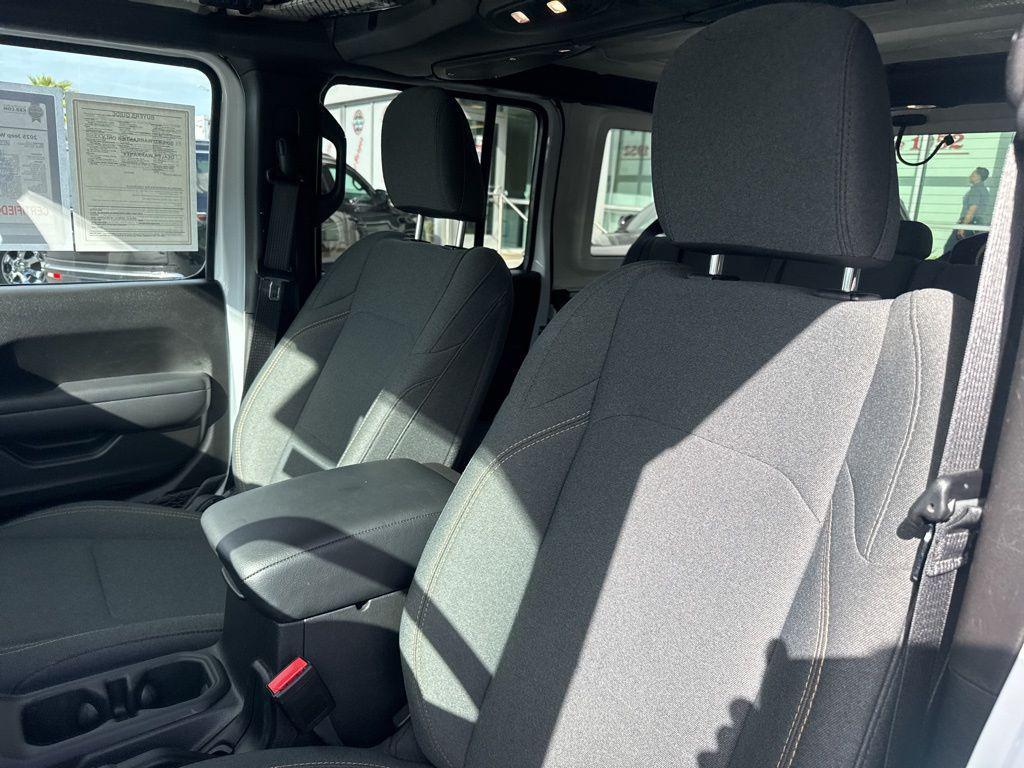 used 2025 Jeep Wrangler 4xe car, priced at $35,990