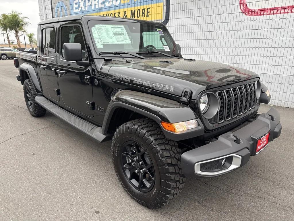 new 2025 Jeep Gladiator car, priced at $46,065