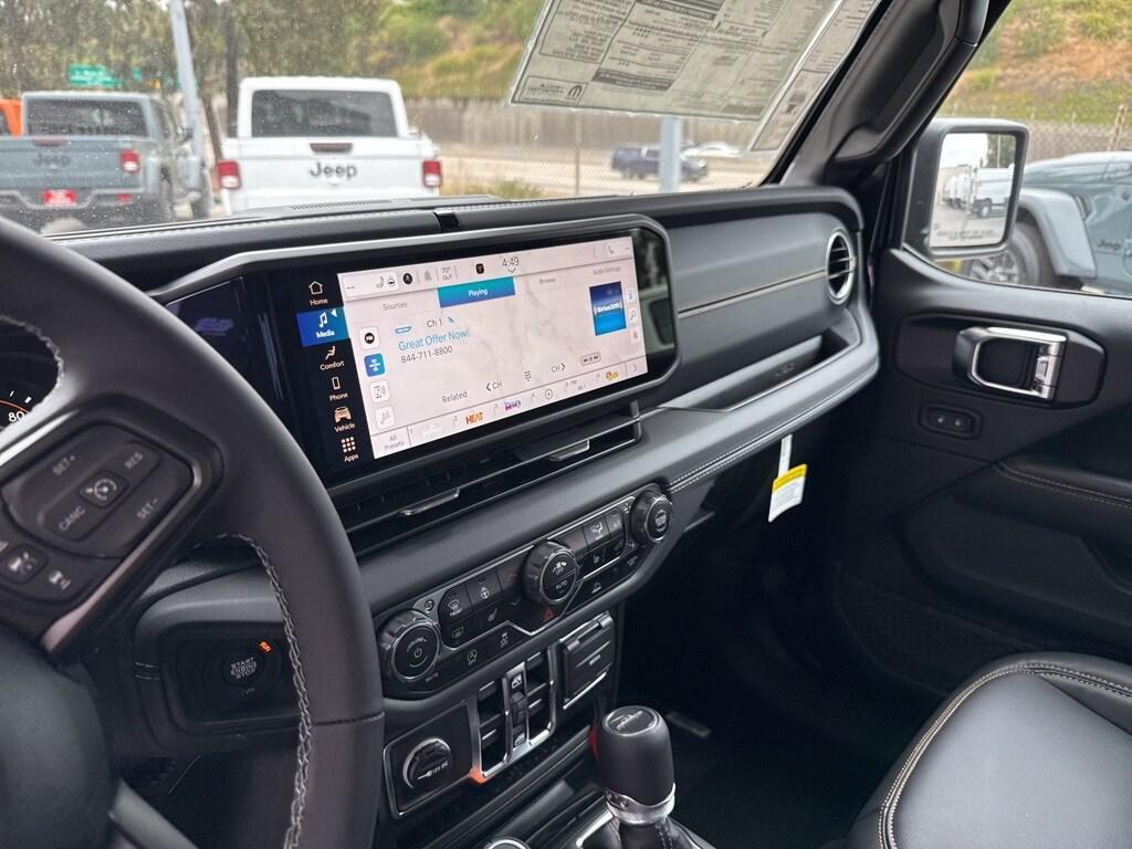 new 2025 Jeep Gladiator car, priced at $46,065