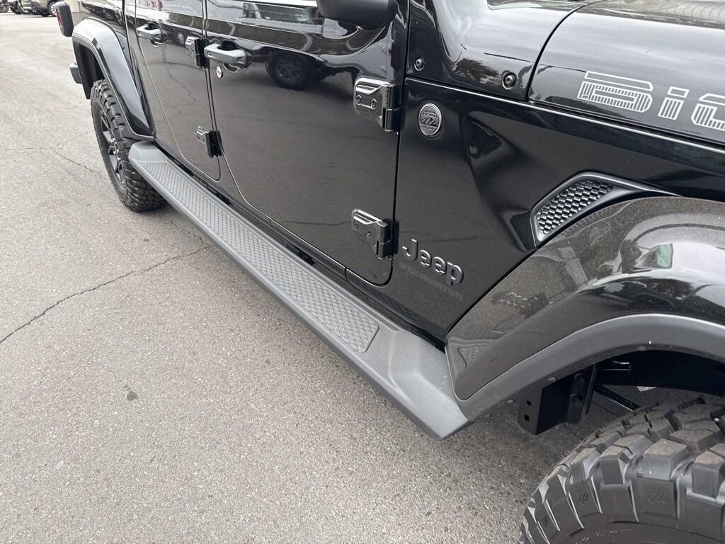 new 2025 Jeep Gladiator car, priced at $46,065