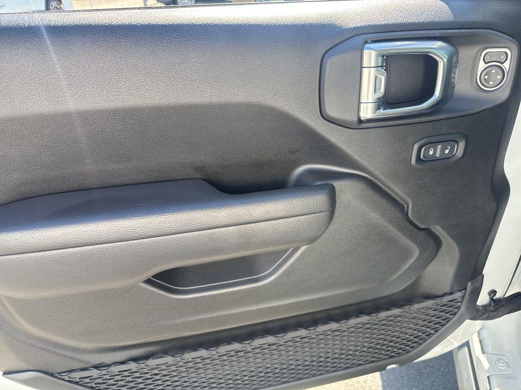 used 2025 Jeep Wrangler 4xe car, priced at $38,990