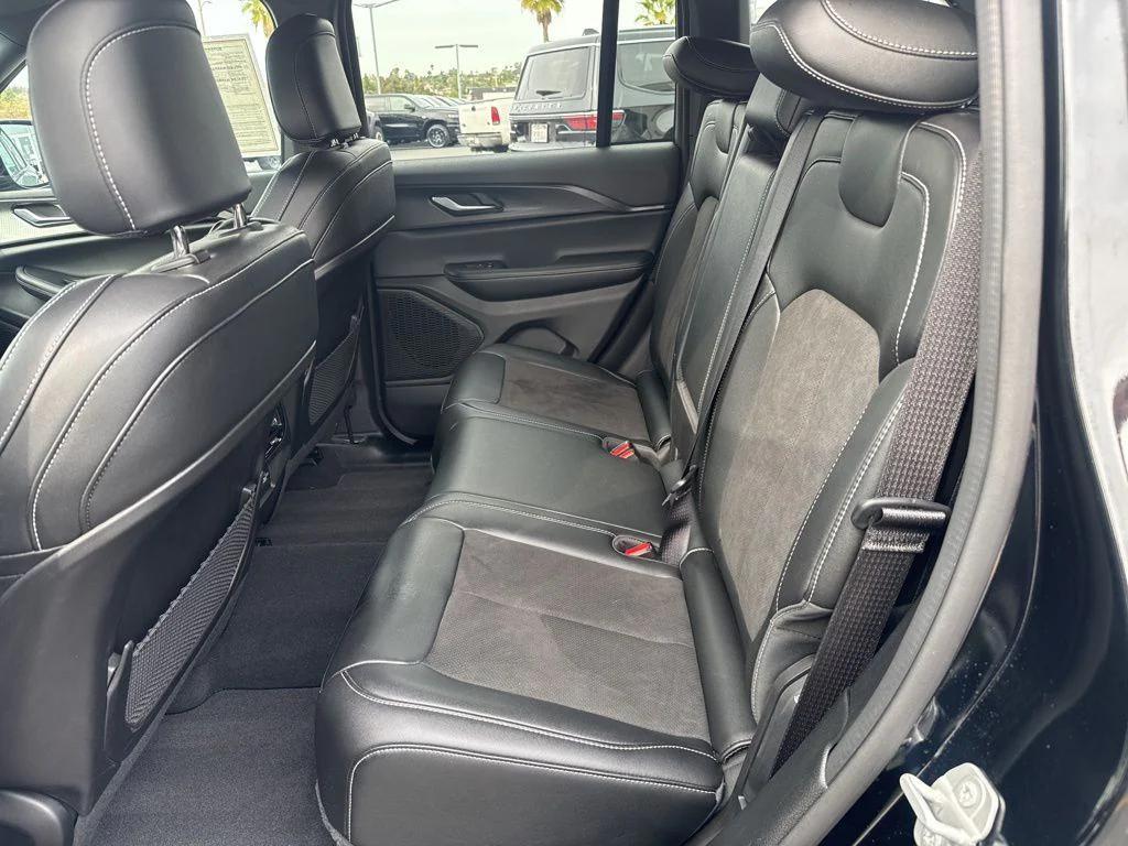 used 2024 Jeep Grand Cherokee car, priced at $34,990