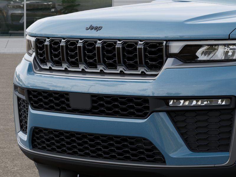 new 2026 Jeep Grand Cherokee car, priced at $48,630