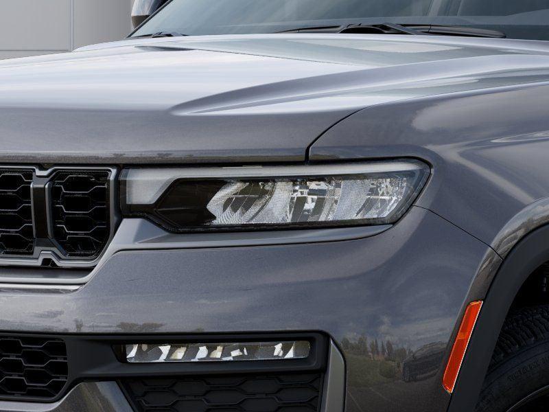 new 2026 Jeep Grand Cherokee car, priced at $46,805