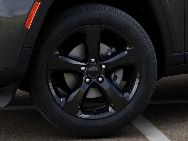 new 2026 Jeep Grand Cherokee car, priced at $46,805