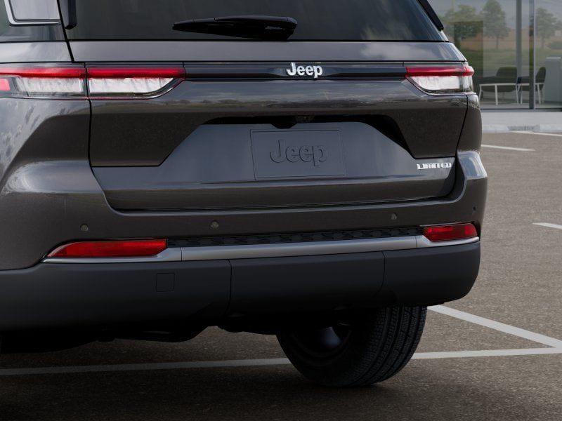 new 2026 Jeep Grand Cherokee car, priced at $46,805