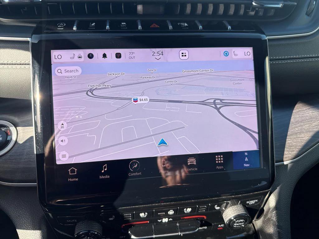 used 2024 Jeep Grand Cherokee car, priced at $37,990