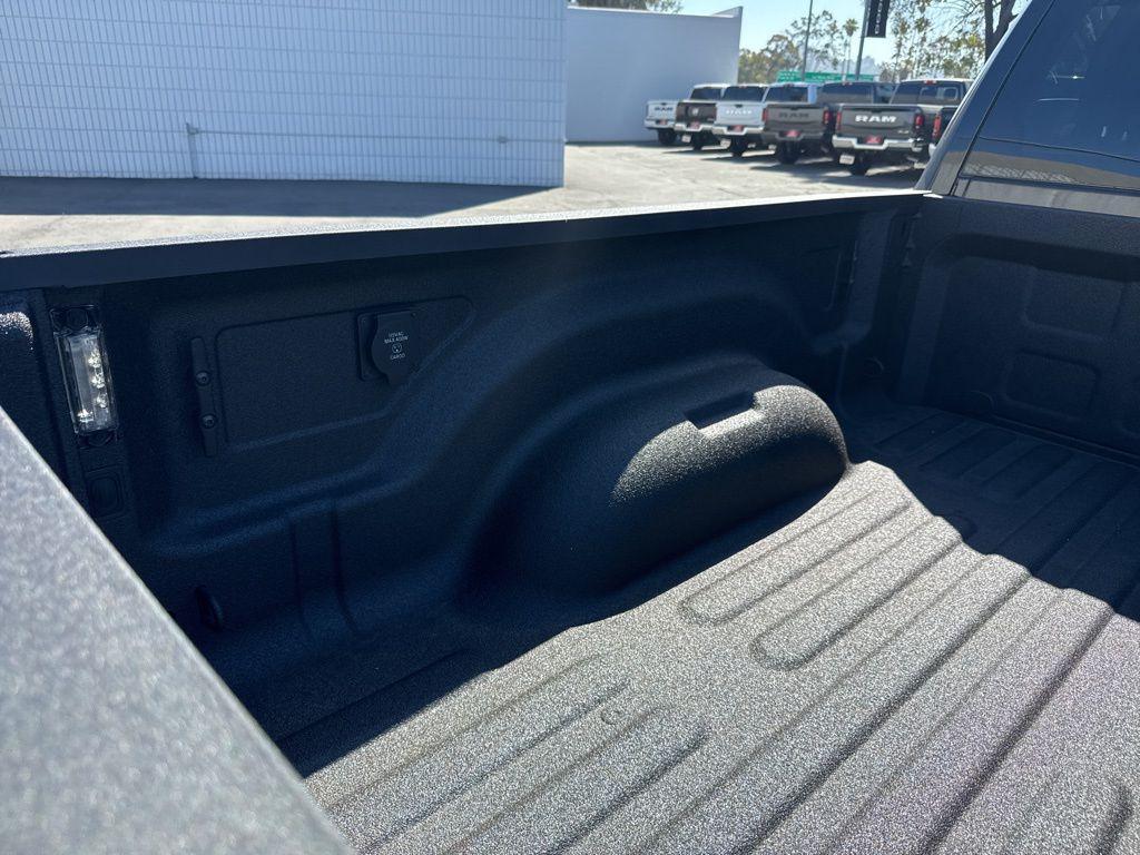 new 2025 Ram 2500 car, priced at $72,625