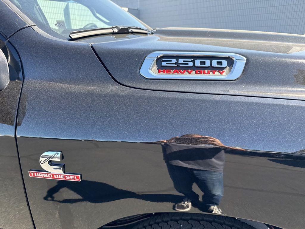 new 2025 Ram 2500 car, priced at $72,625