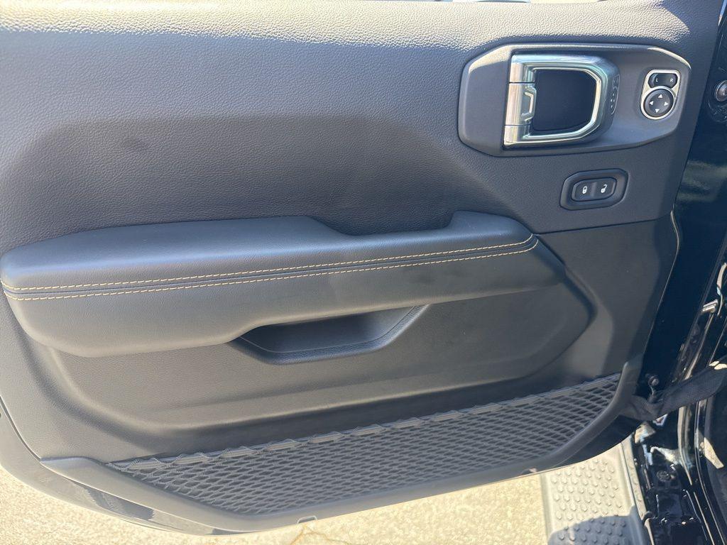 used 2025 Jeep Wrangler 4xe car, priced at $34,990