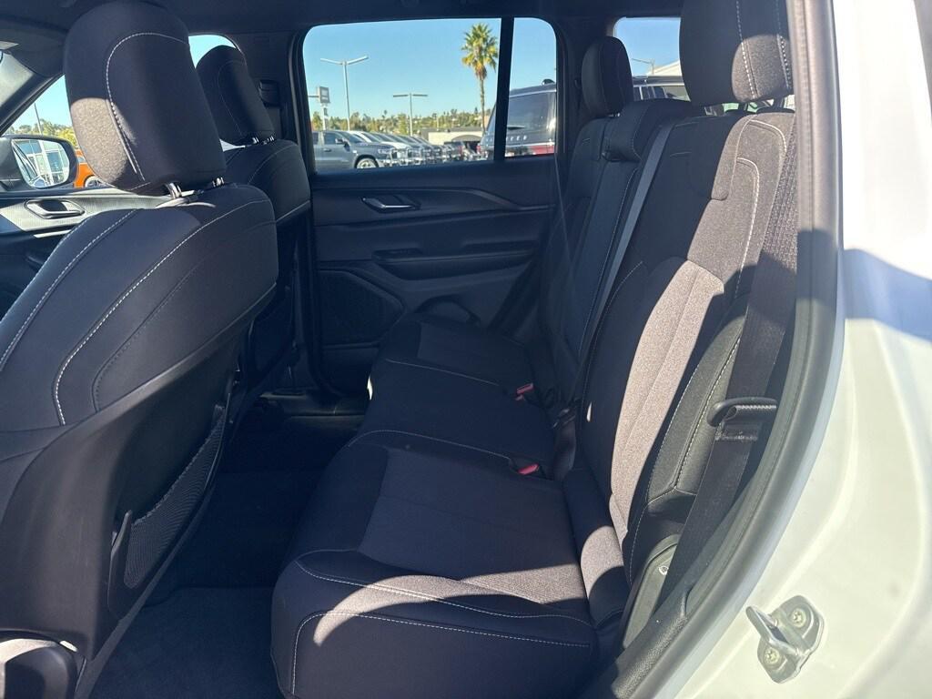 used 2024 Jeep Grand Cherokee car, priced at $27,990