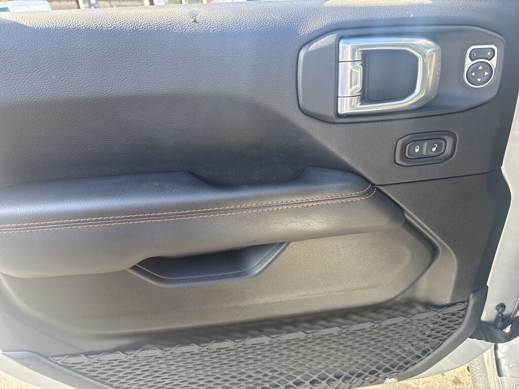 used 2022 Jeep Gladiator car, priced at $37,990