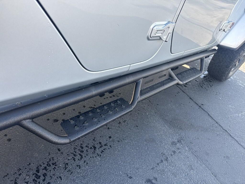 used 2022 Jeep Gladiator car, priced at $37,990