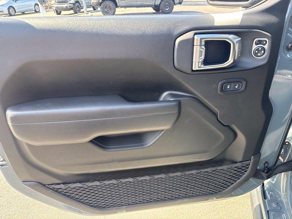 used 2025 Jeep Wrangler car, priced at $35,990