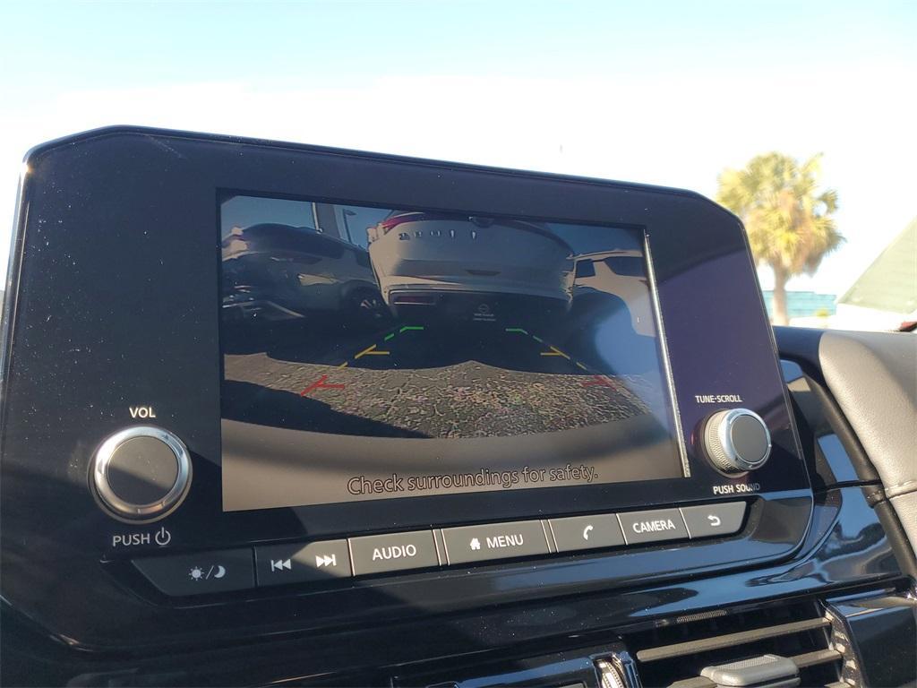 new 2025 Nissan Pathfinder car, priced at $34,412