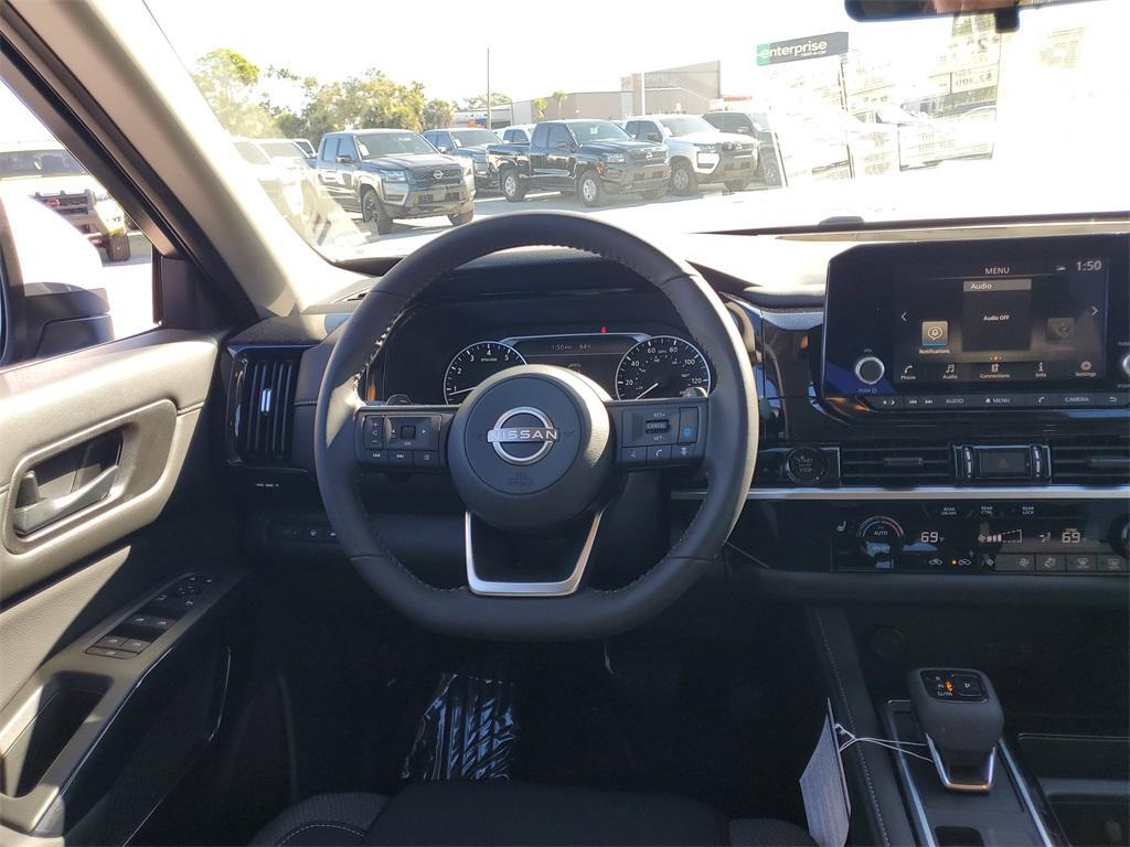 new 2025 Nissan Pathfinder car, priced at $34,412