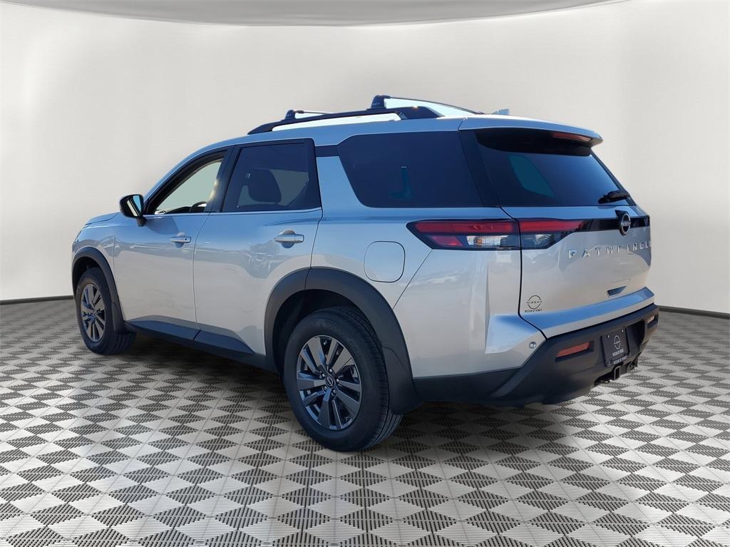 new 2025 Nissan Pathfinder car, priced at $34,412