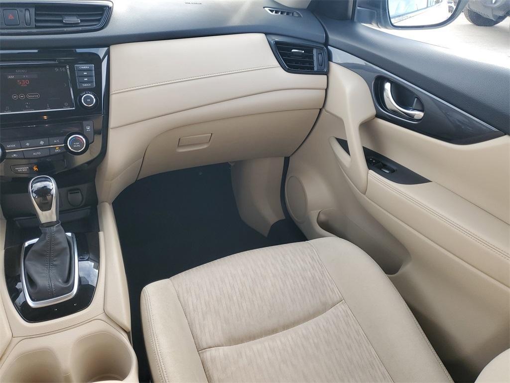 used 2020 Nissan Rogue car, priced at $13,995