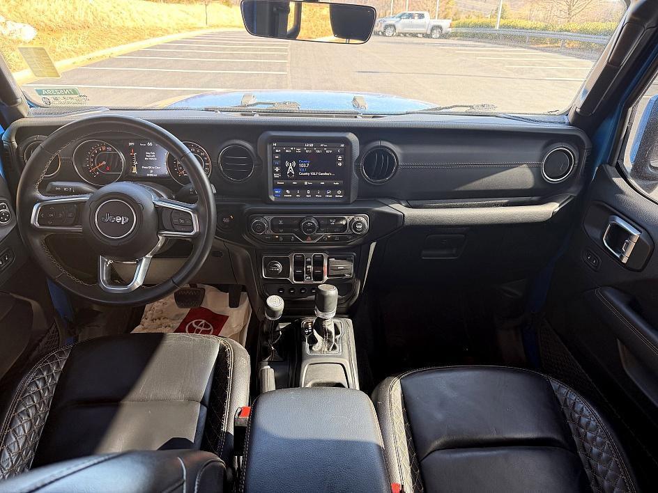 used 2022 Jeep Gladiator car, priced at $37,994