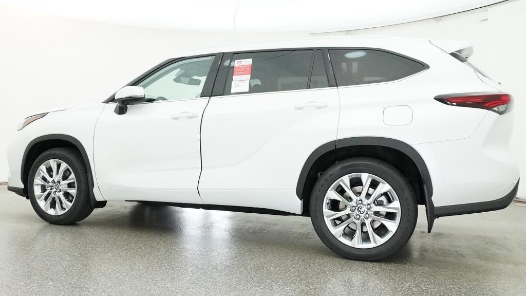 new 2026 Toyota Highlander car, priced at $54,104