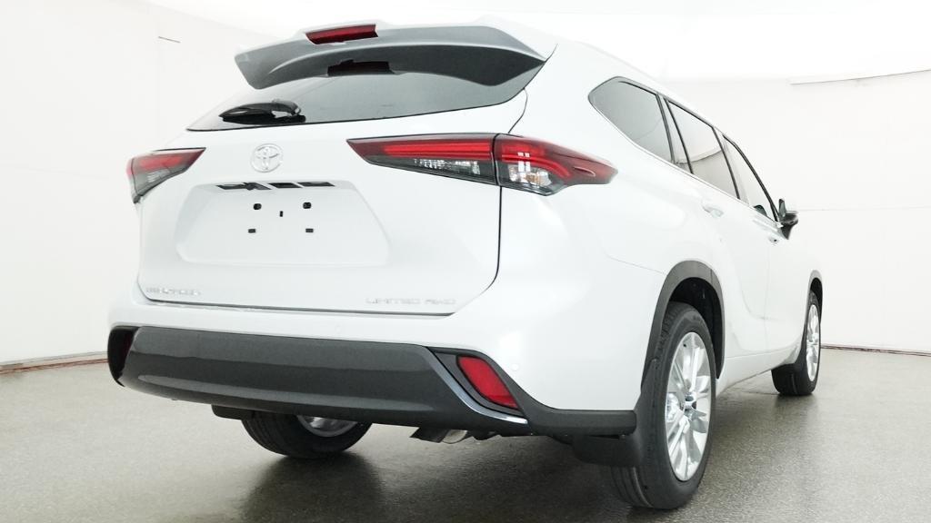 new 2026 Toyota Highlander car, priced at $54,104