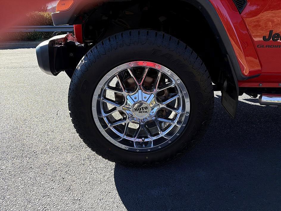 used 2021 Jeep Gladiator car, priced at $27,699
