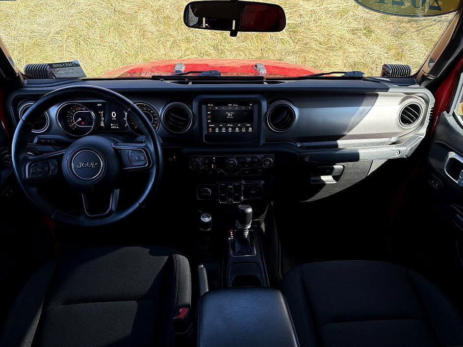 used 2021 Jeep Gladiator car, priced at $27,699