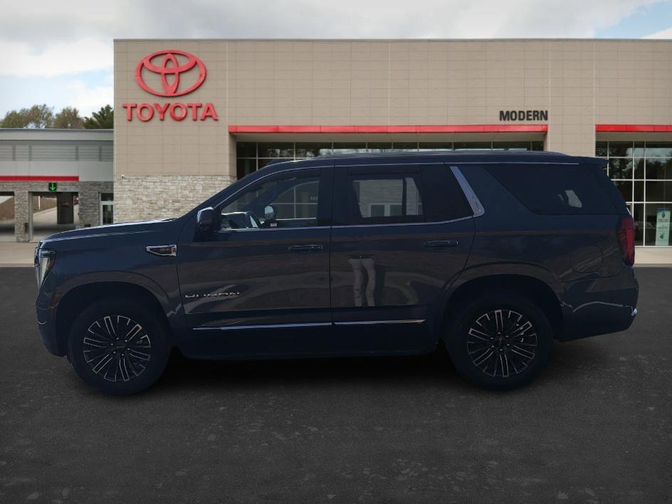 used 2025 GMC Yukon car, priced at $67,919