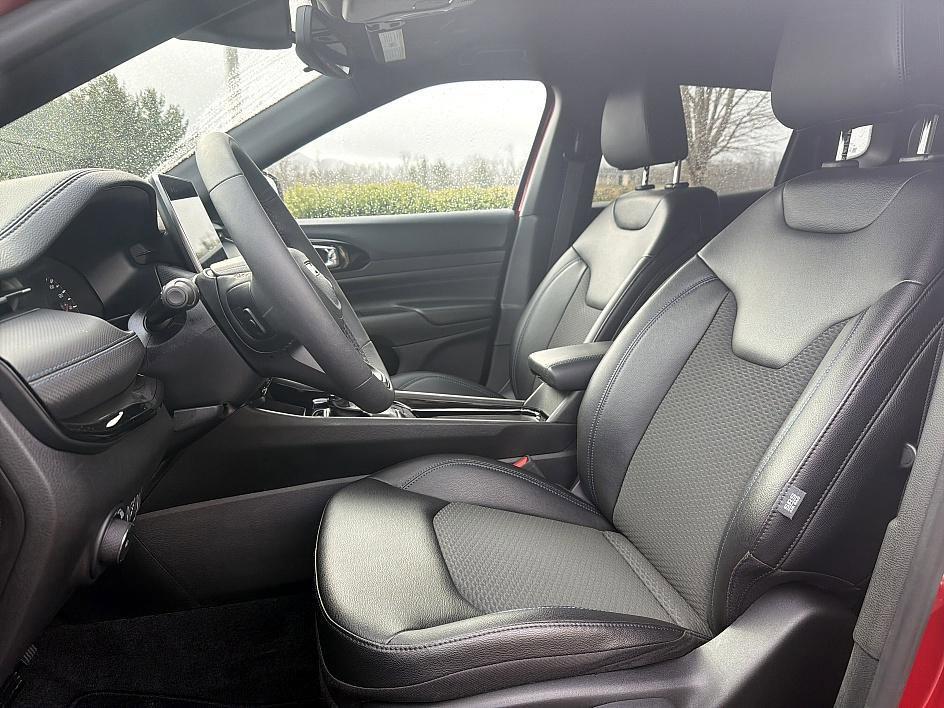 used 2025 Jeep Compass car, priced at $23,887