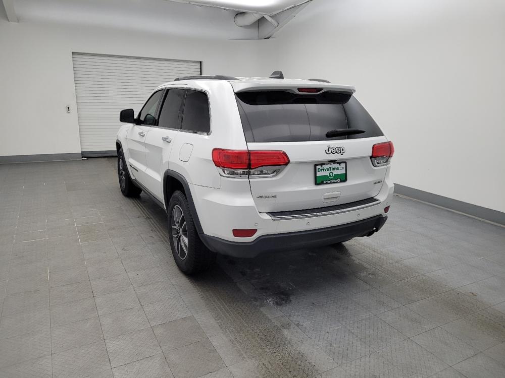 used 2017 Jeep Grand Cherokee car, priced at $18,395
