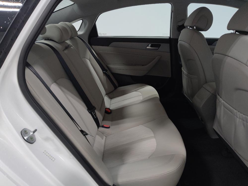 used 2016 Hyundai Sonata Hybrid car, priced at $16,295