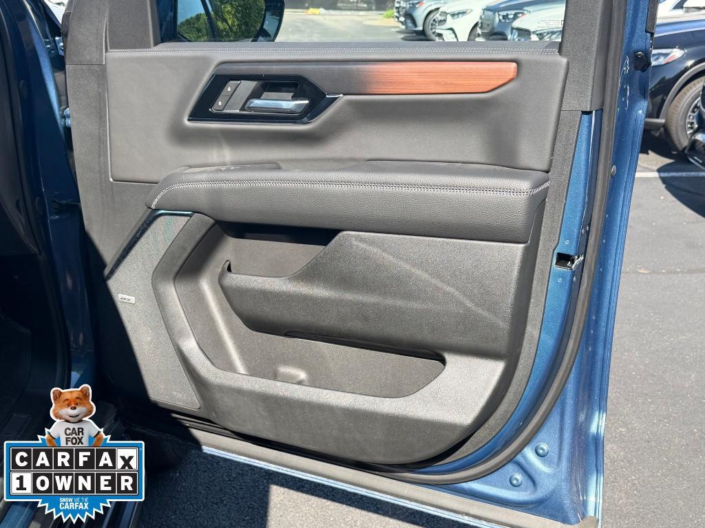 used 2026 GMC Yukon XL car, priced at $88,520