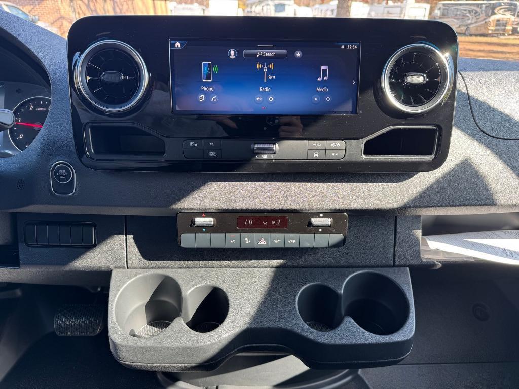 new 2026 Mercedes-Benz Sprinter 2500 car, priced at $59,585