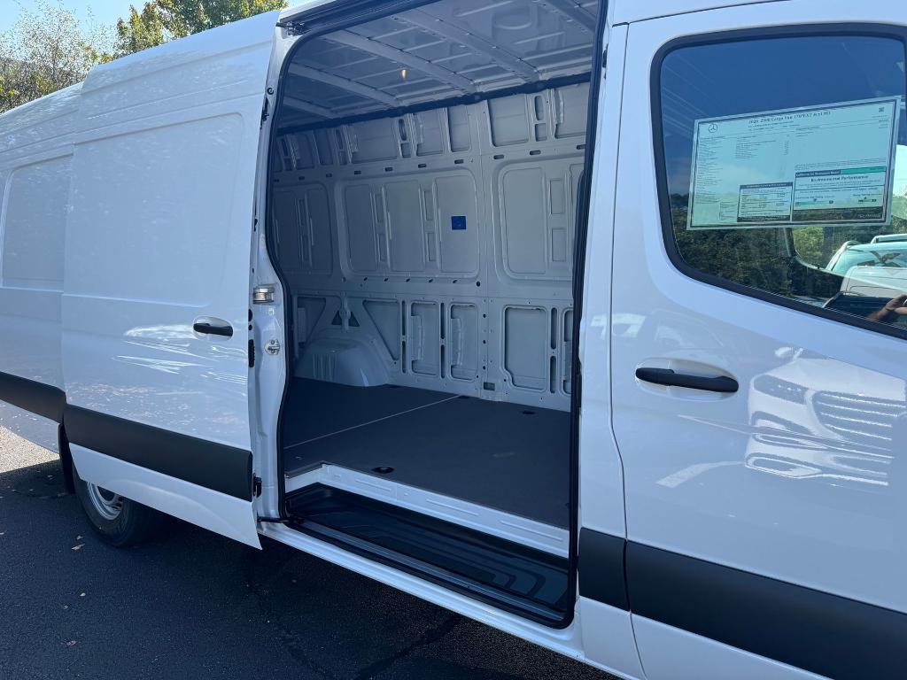 new 2026 Mercedes-Benz Sprinter 2500 car, priced at $67,267