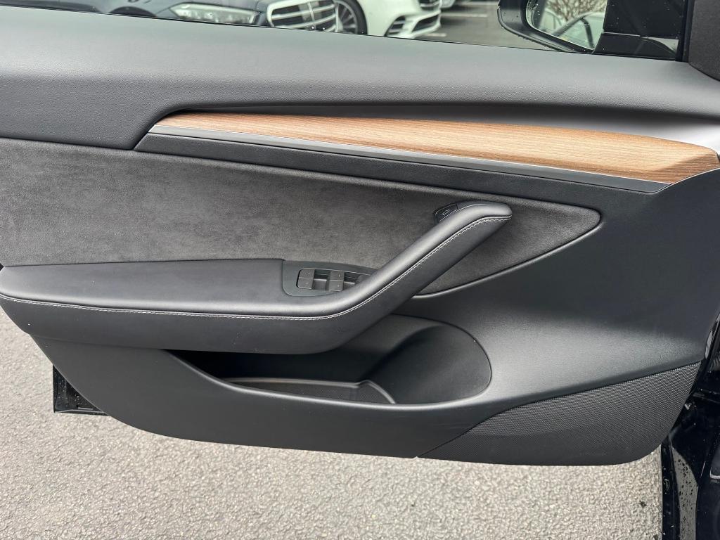 used 2023 Tesla Model 3 car, priced at $30,000